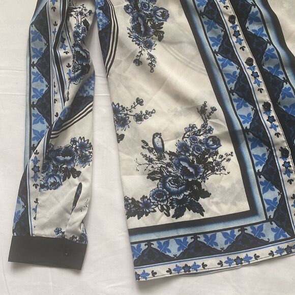 ⭐️nwt Ricki’s Floral Print Blouse⭐️ - Picture 4 of 10